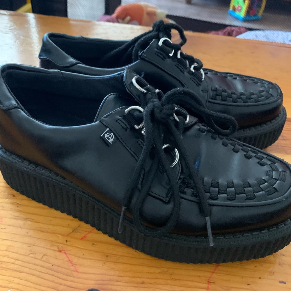 T.U.K platform creepers